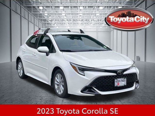Certified 2023 Toyota Corolla SE FWD image 1
