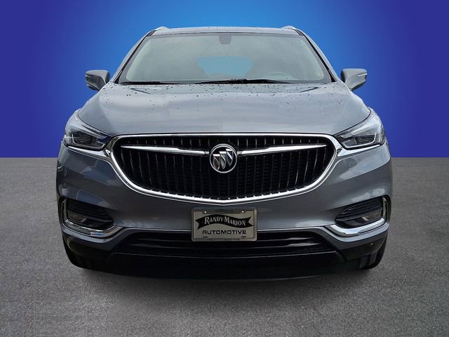 Used 2018 Buick Enclave Essence image 2
