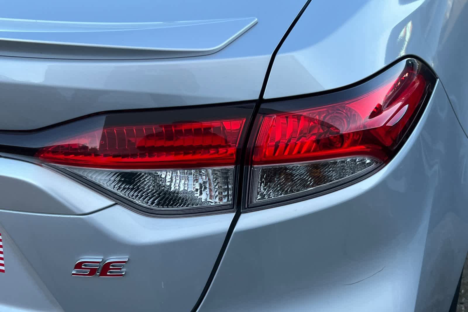Certified 2022 Toyota Corolla SE FWD image 18