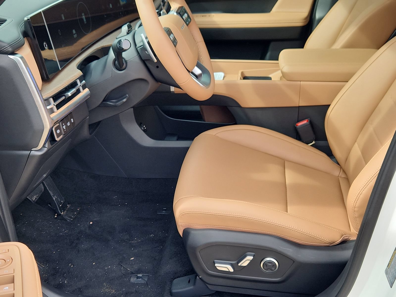 New 2026 Hyundai Santa Fe Limited AWD/4WD image 10