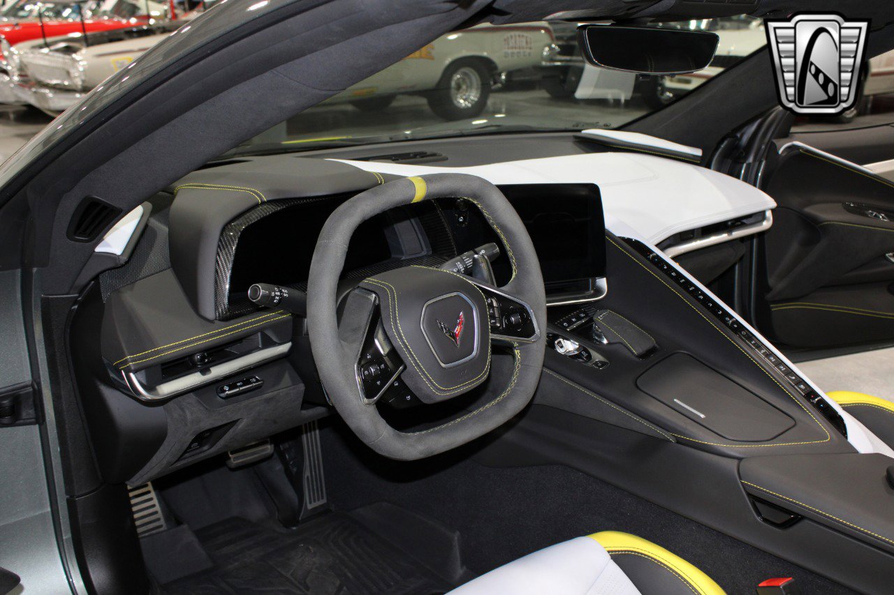 Used 2022 Chevrolet Corvette Stingray Premium Cpe image 23