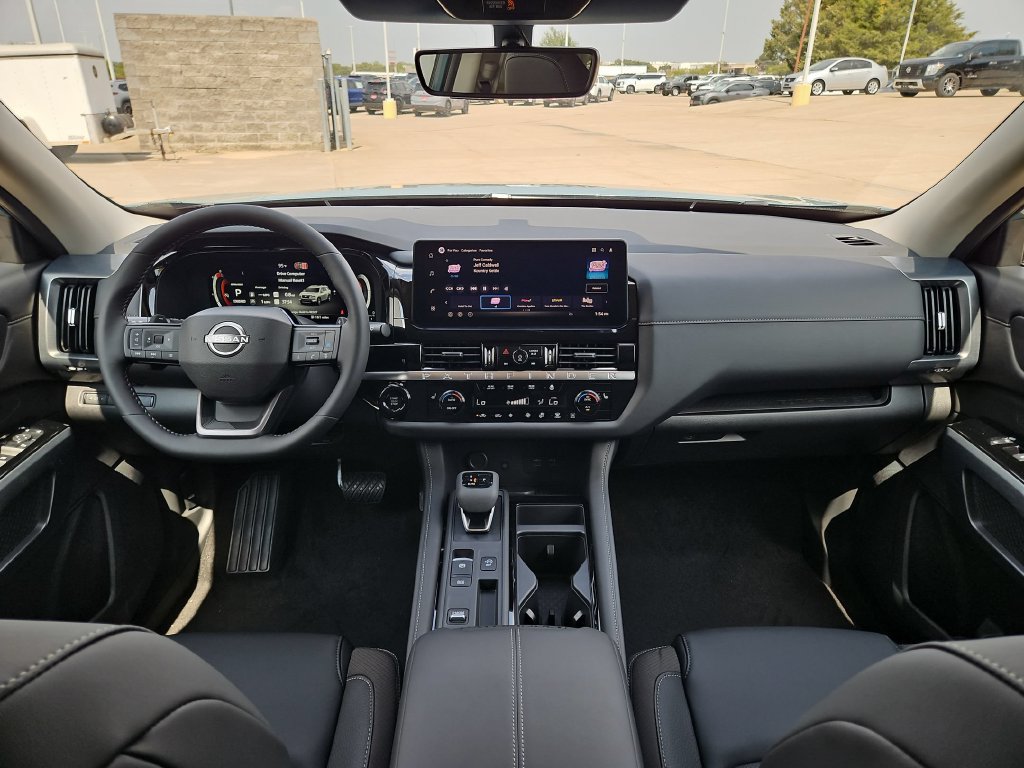 New 2026 Nissan Pathfinder SL FWD image 18