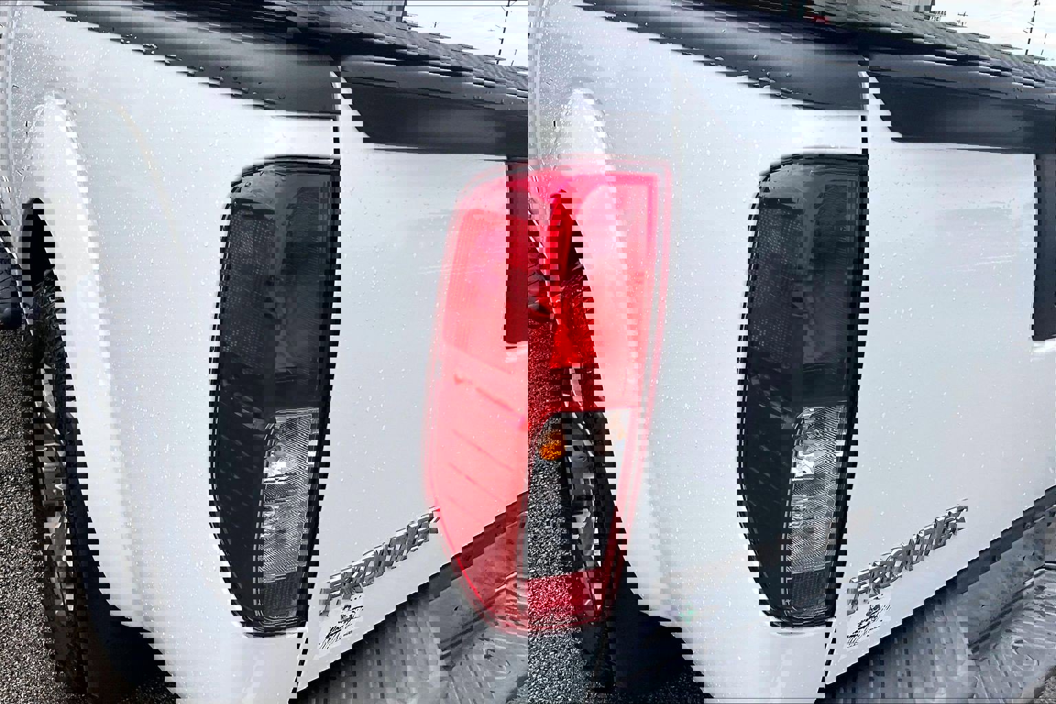 Used 2017 Nissan Frontier SL AWD/4WD image 28