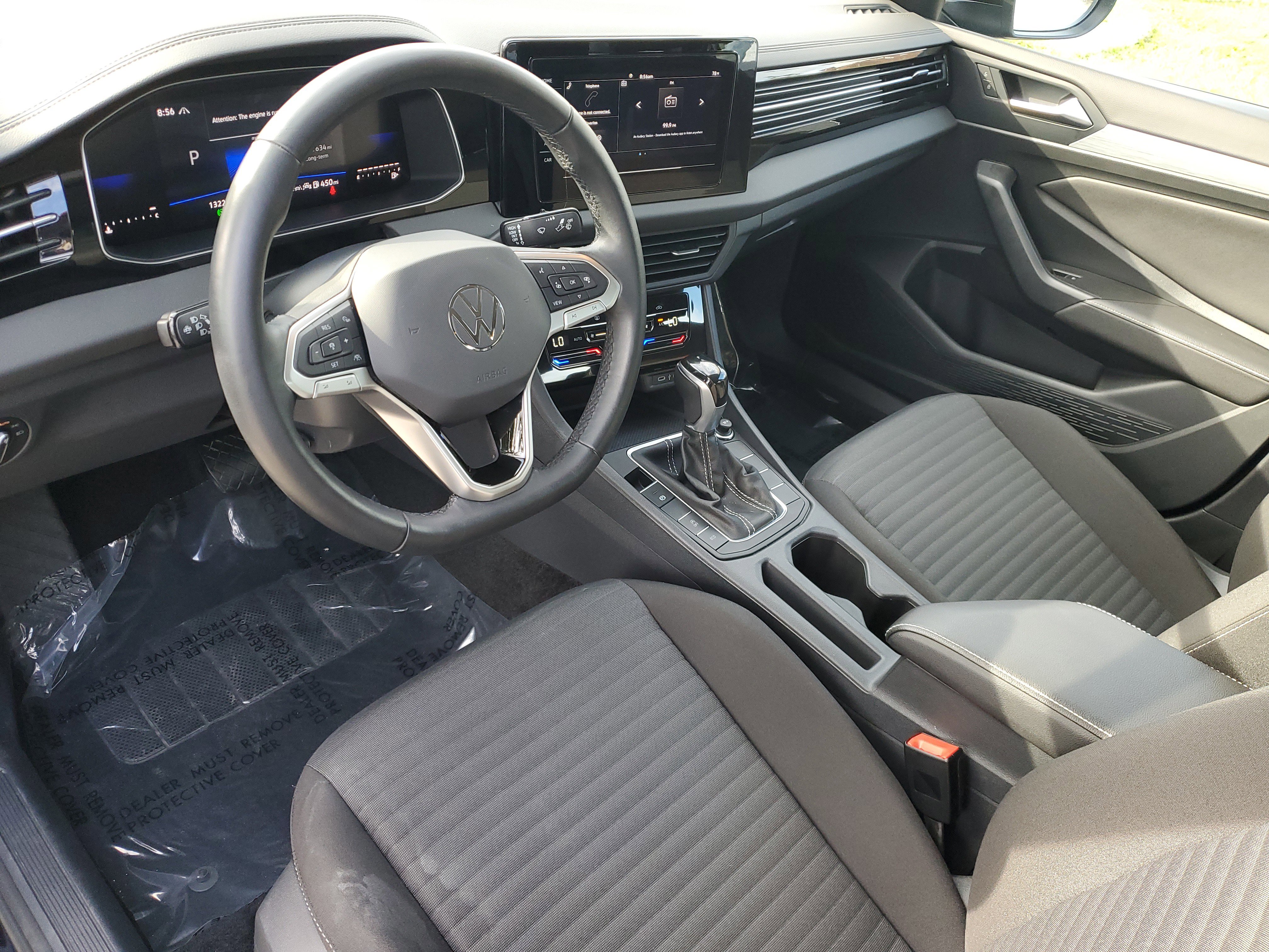 Used 2025 Volkswagen Jetta S image 7