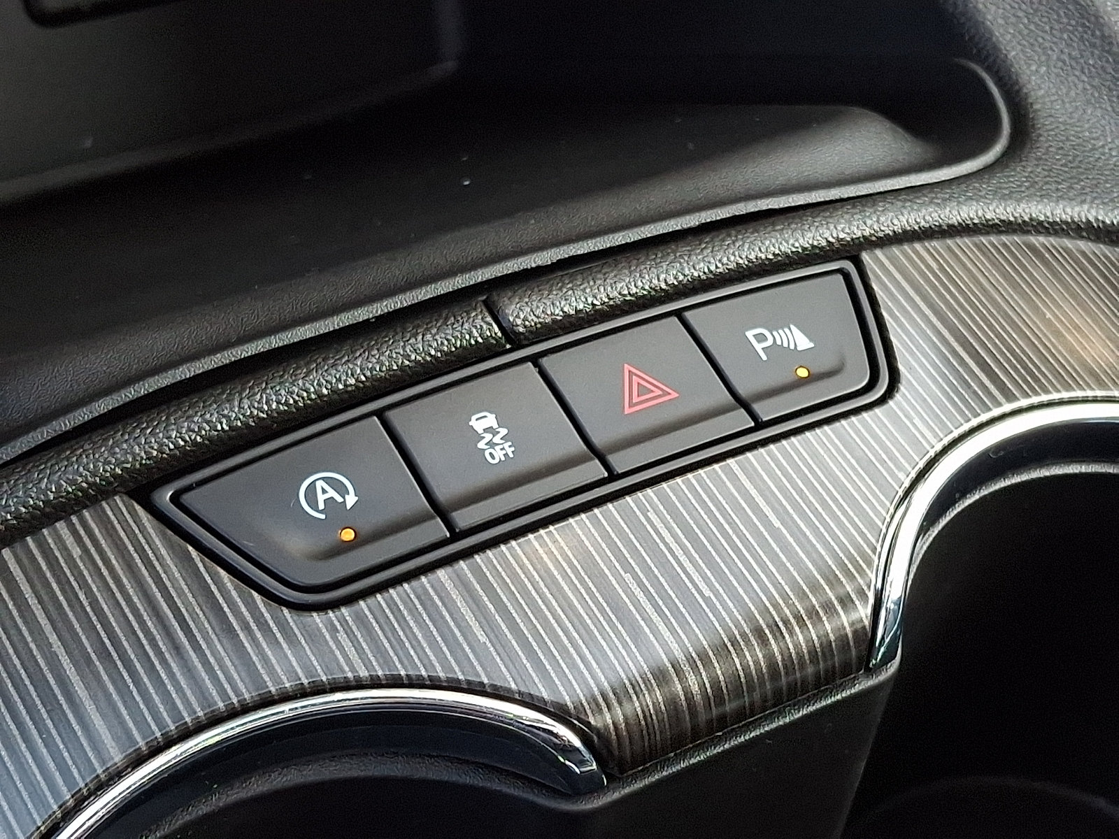Used 2023 GMC Acadia SLT w/ LPO, Floor Liner Package FWD image 26
