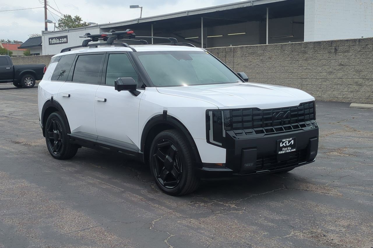New 2027 Kia Telluride X-Line SX Prestige image 3