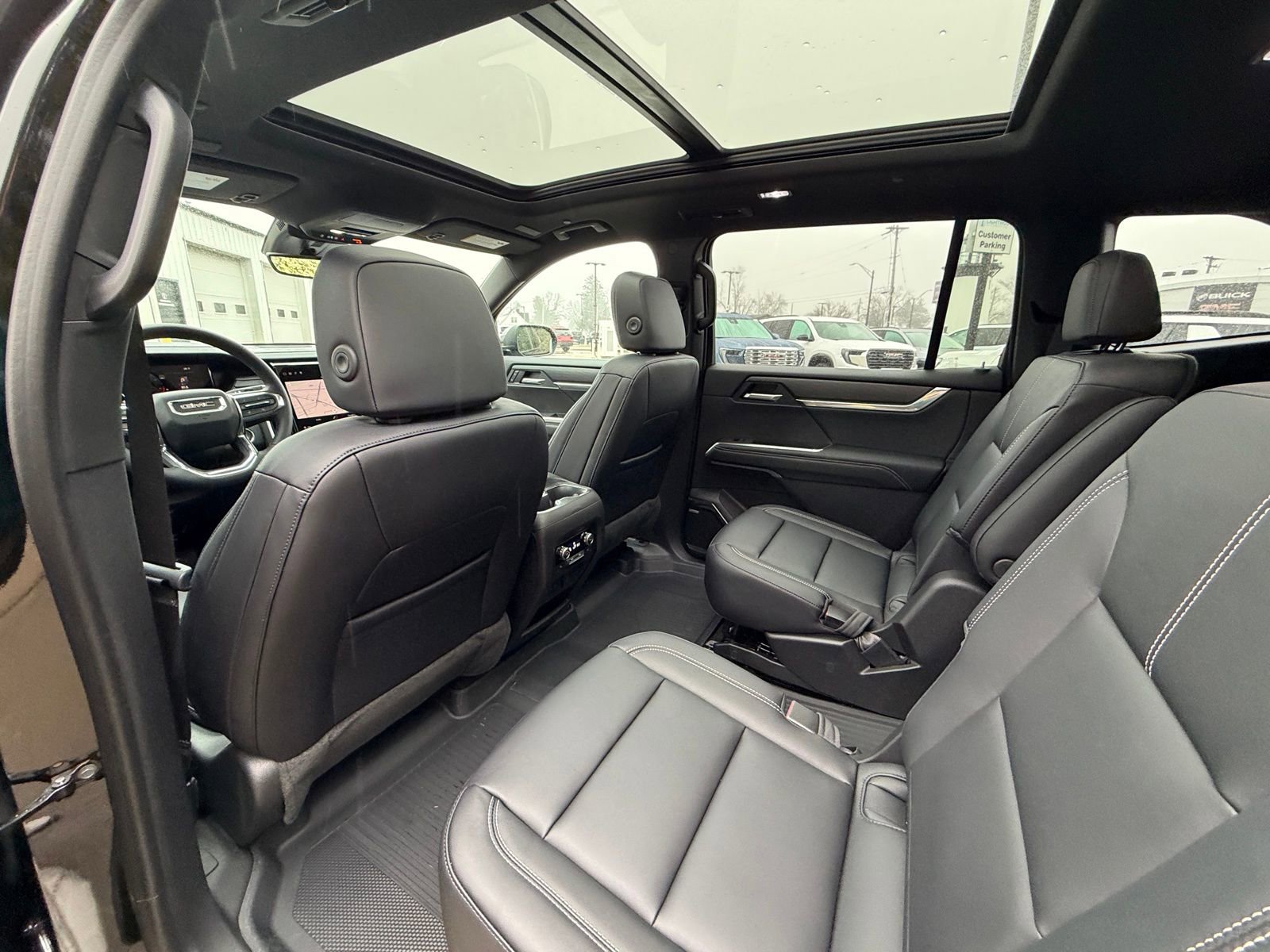 New 2026 GMC Acadia Elevation image 28