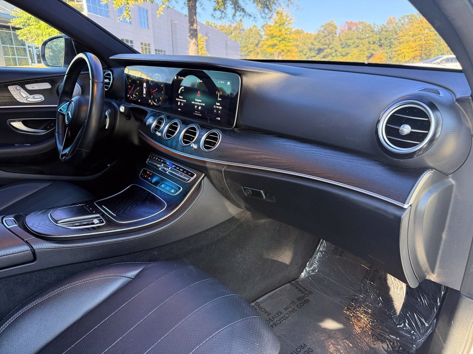 Used 2022 Mercedes-Benz E 350 Sedan image 24