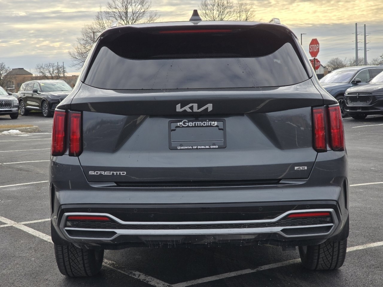 Used 2023 Kia Sorento SX image 17