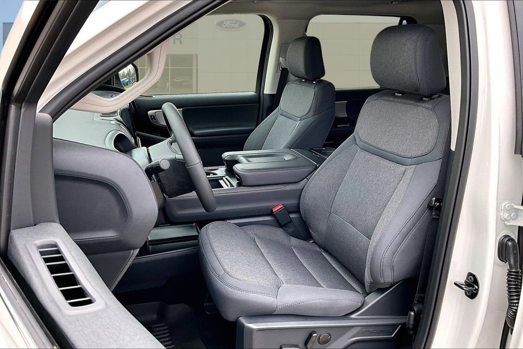 New 2025 Ford Expedition Max Active image 26