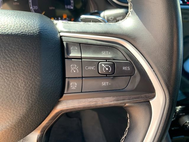 Used 2022 Jeep Grand Cherokee L Limited image 22