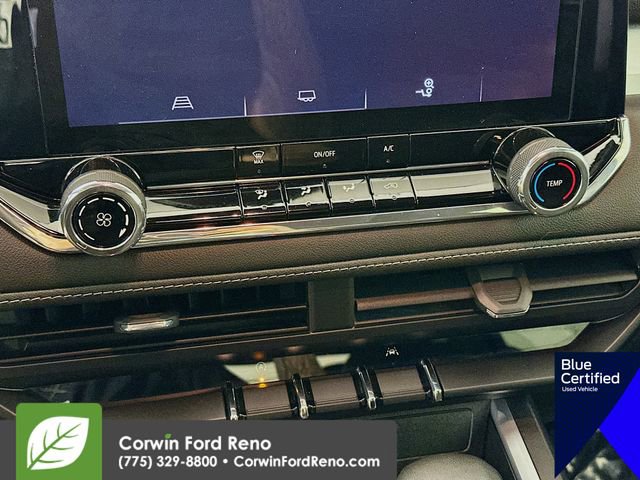 Used 2023 Chevrolet Colorado LT RWD image 19