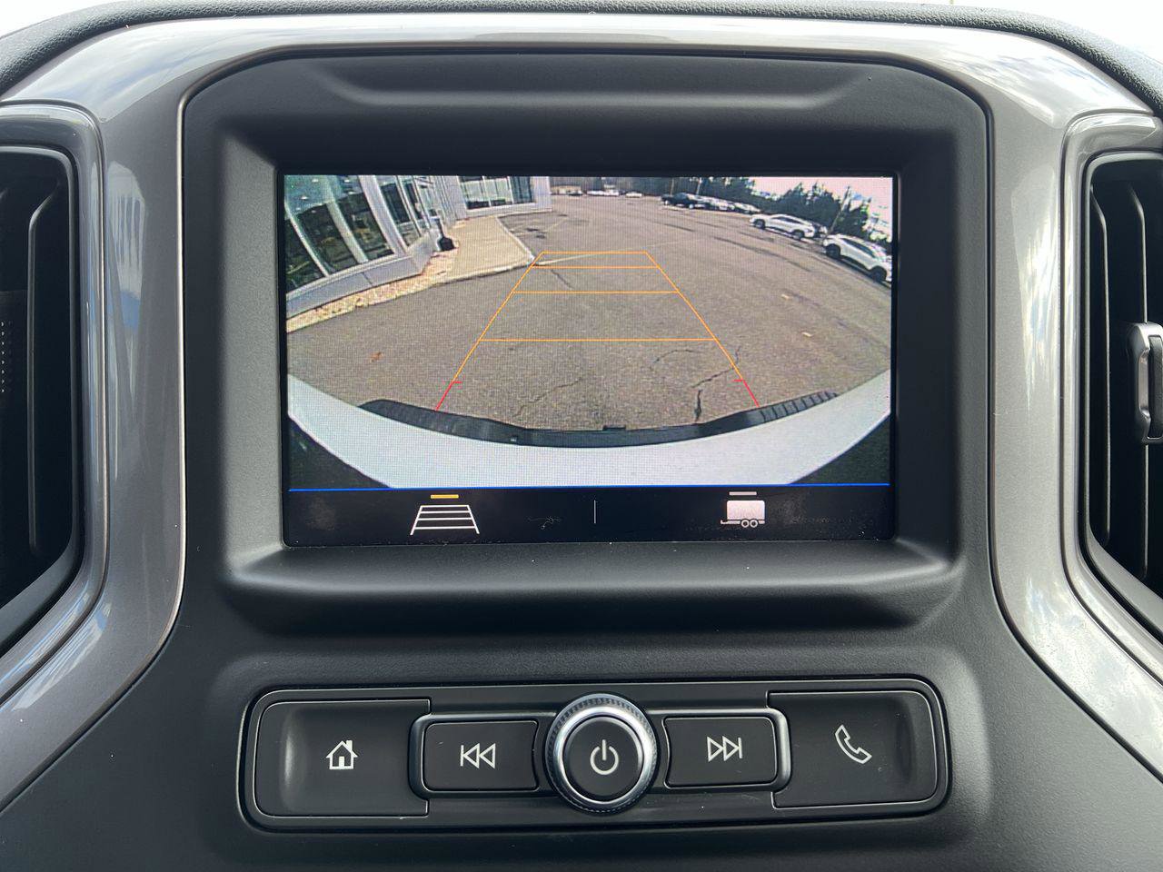 Certified 2022 Chevrolet Silverado 2500 Custom w/ Custom Convenience Package image 15