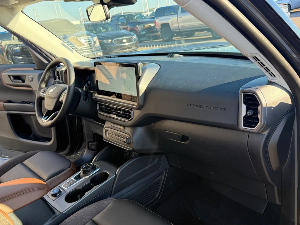 New 2025 Ford Bronco Sport Outer Banks w/ Outer Banks Tech Package+ AWD/4WD image 17