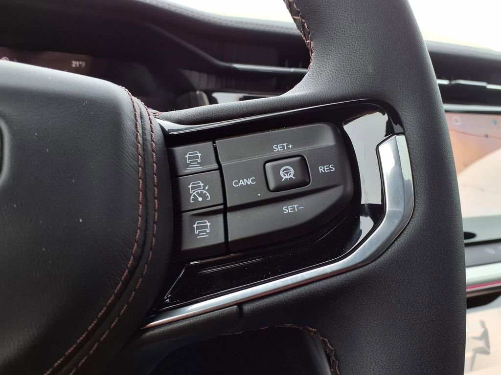 Used 2024 Jeep Wagoneer Launch Edition image 22