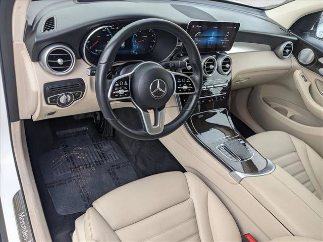 Used 2020 Mercedes-Benz GLC 300 w/ Parking Assistance Package image 10