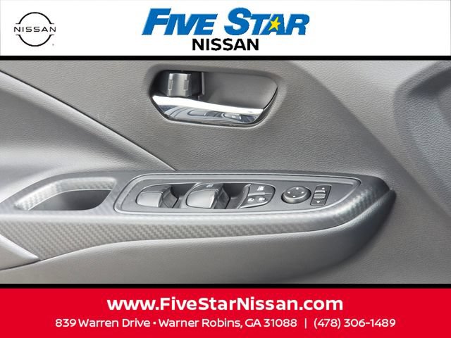 Used 2025 Nissan Versa SV w/ Trunk Package FWD image 28