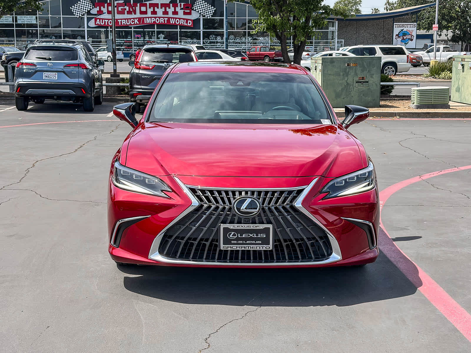 Used 2024 Lexus ES 300h w/ Accessory Package (Z2) FWD image 6