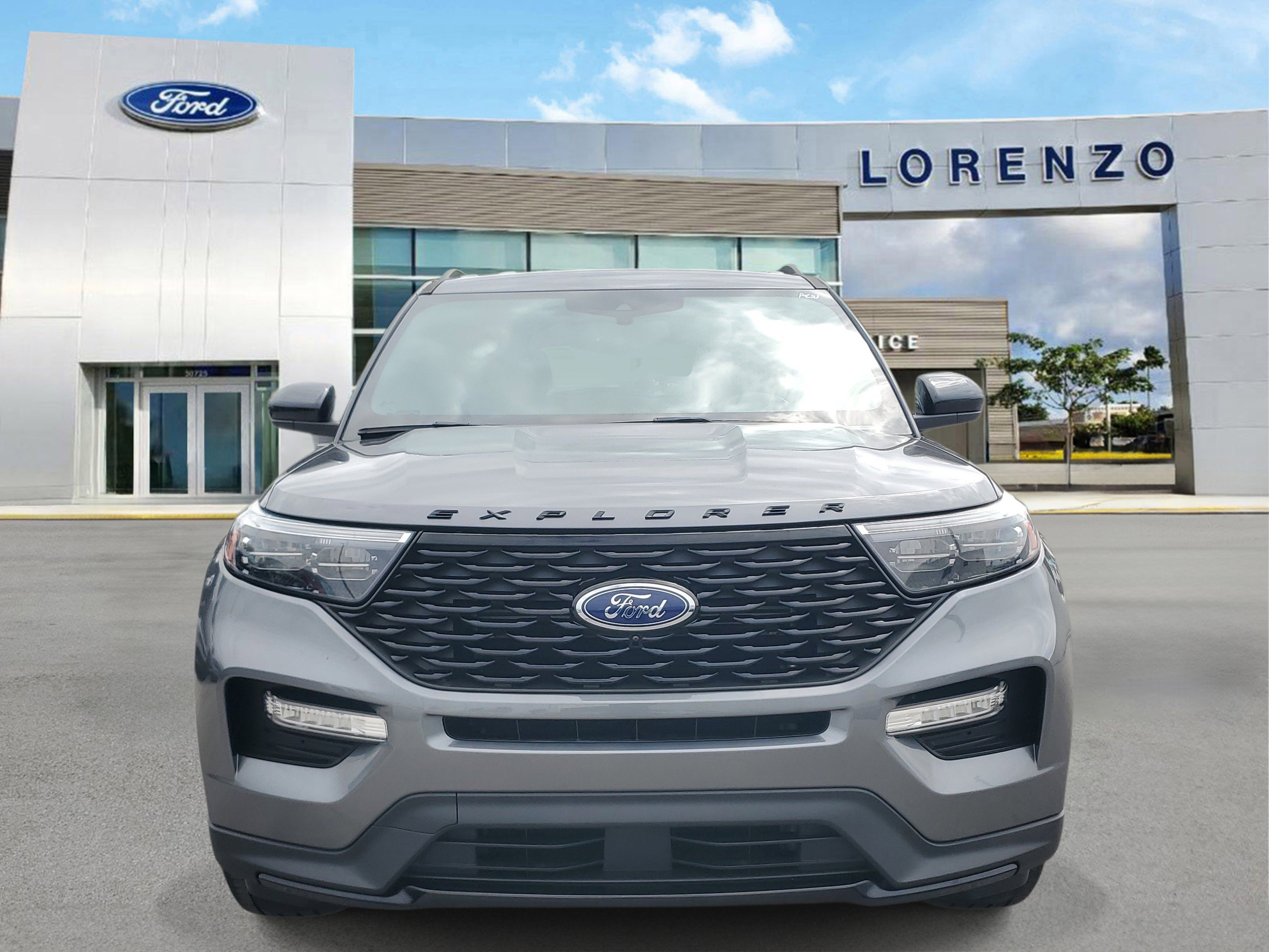Used 2023 Ford Explorer ST-Line w/ Class IV Trailer Tow Package video 2