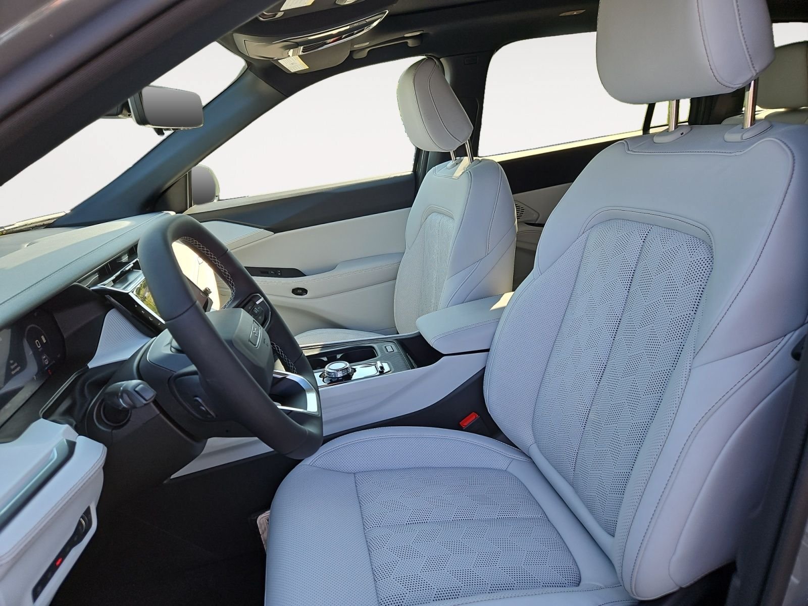 New 2026 Jeep Cherokee Overland AWD/4WD image 9