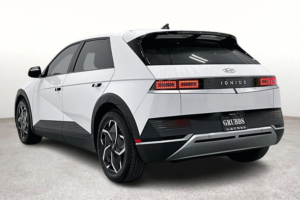 Used 2022 Hyundai Ioniq 5 SE w/ Cargo Package image 15