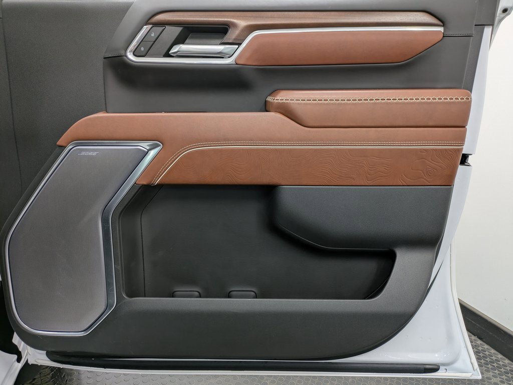 Used 2024 GMC Sierra 3500 Denali Ultimate image 27