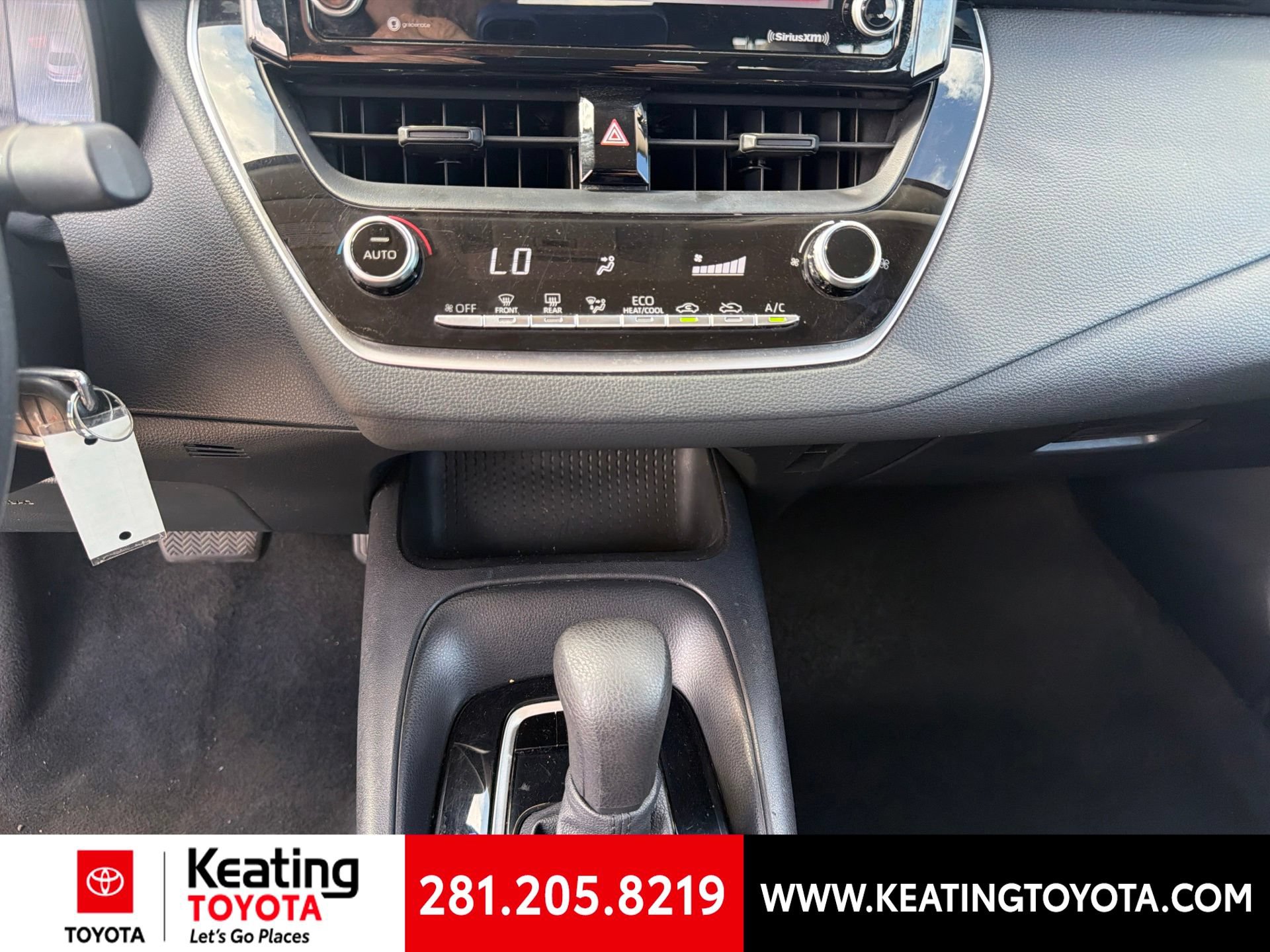 Used 2022 Toyota Corolla LE FWD image 18