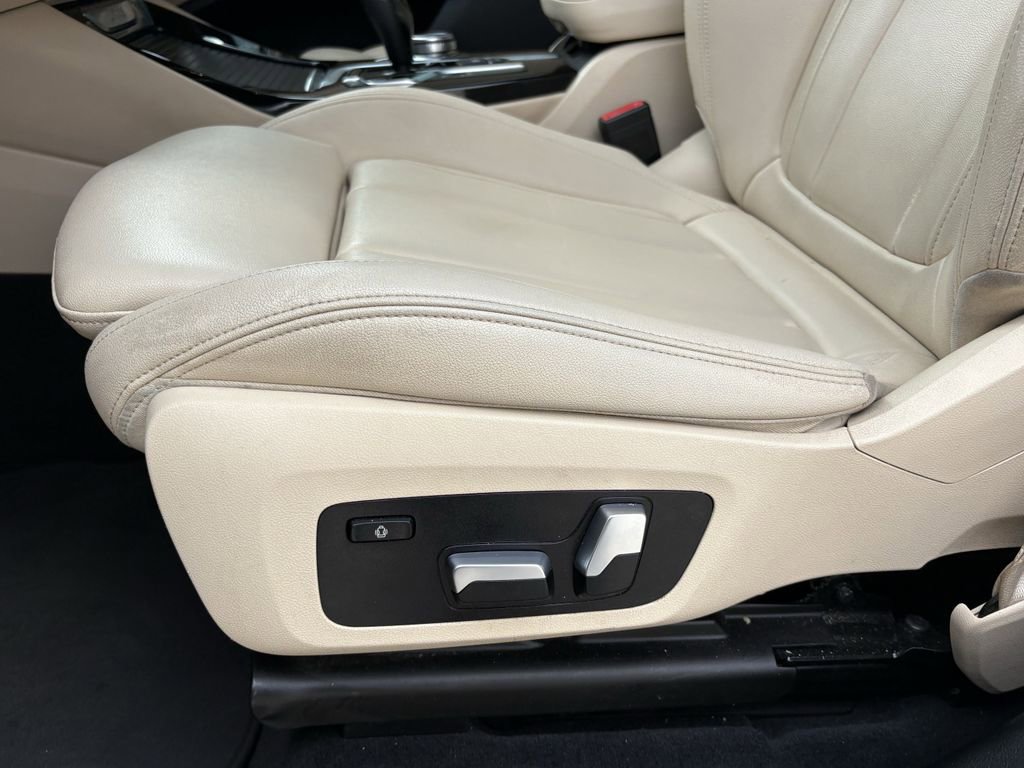 Used 2018 BMW X3 xDrive30i w/ Driving Assistance Package image 13