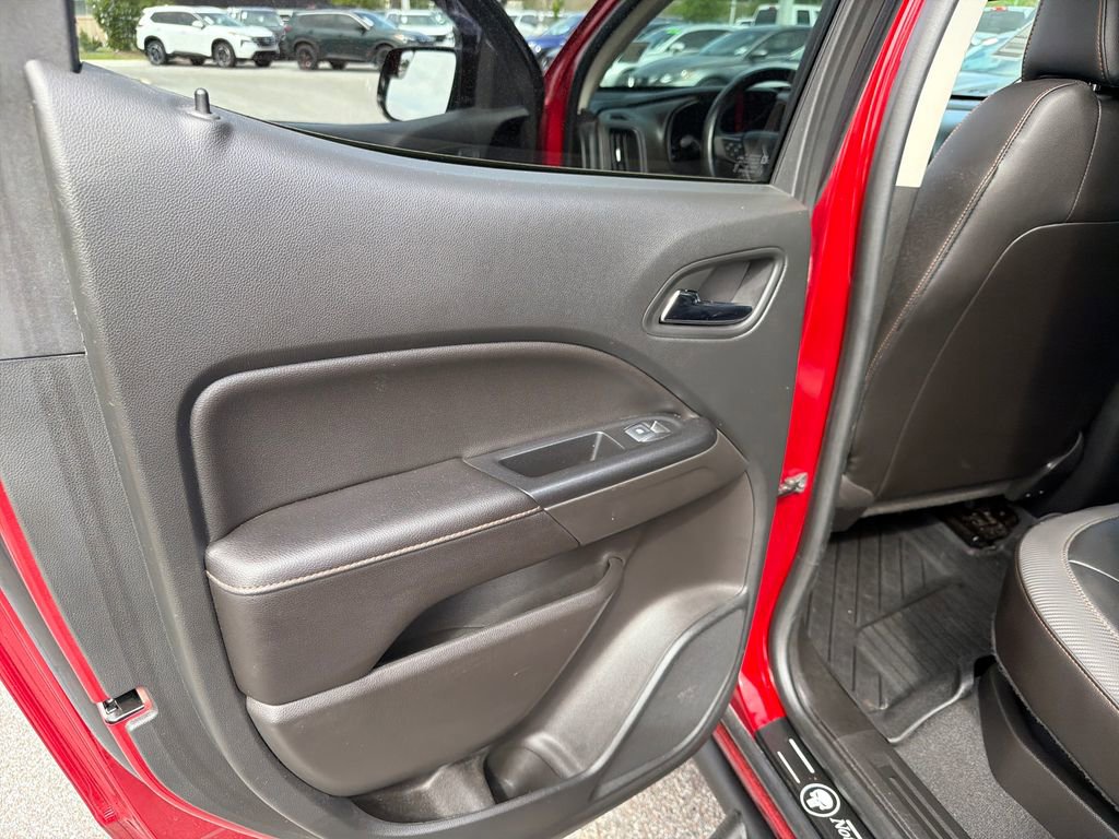 Used 2022 GMC Canyon AT4 w/ Driver Alert Package image 18