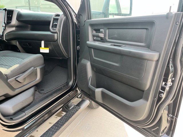 New 2027 RAM 3500 Tradesman AWD/4WD image 21