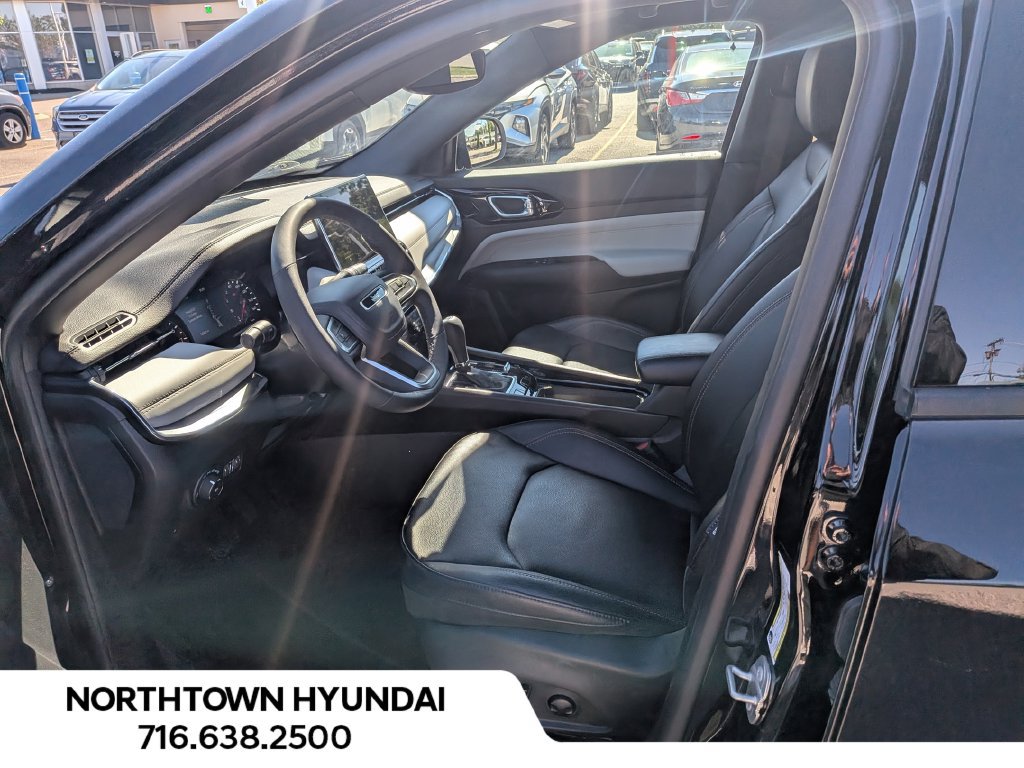 Used 2024 Jeep Compass Limited AWD/4WD image 9