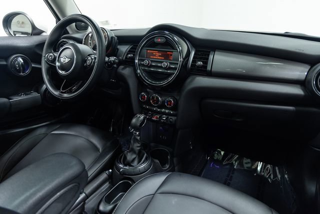 Used 2015 MINI Cooper 2-Door Hardtop FWD image 25