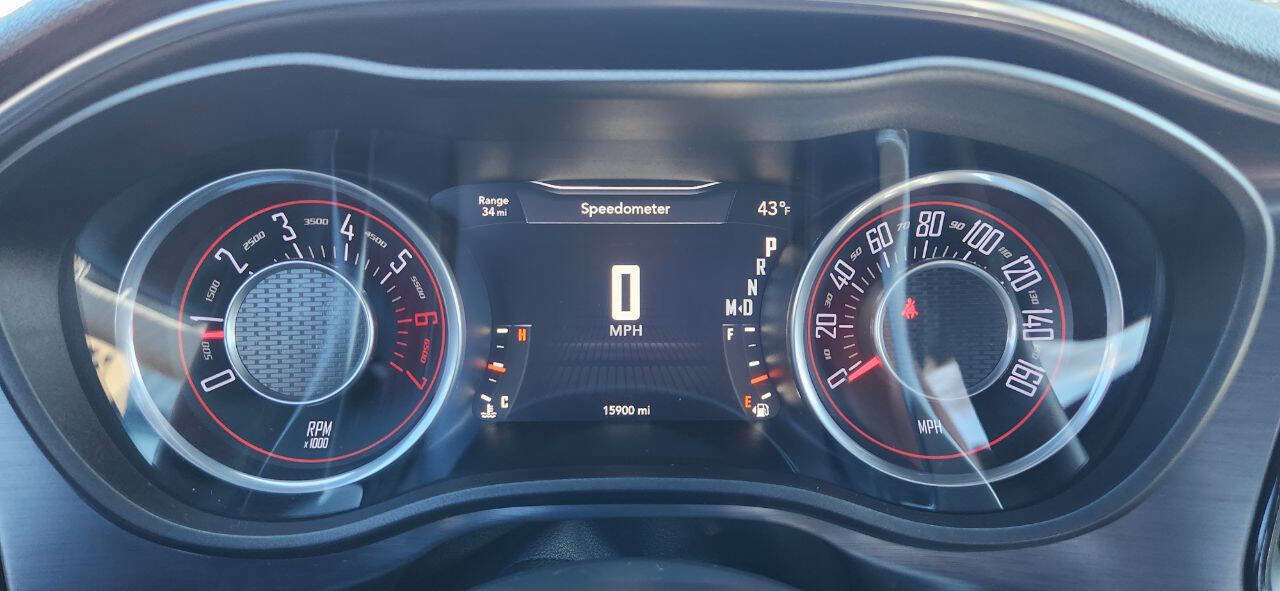 Used 2015 Dodge Challenger R/T w/ Quick Order Package 28B R/T image 37