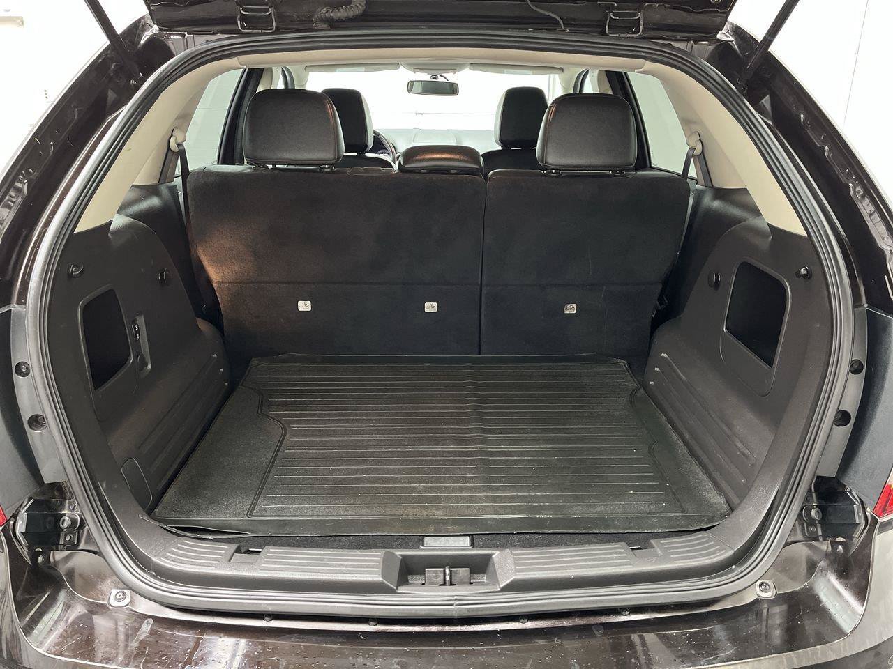 Used 2013 Ford Edge SEL FWD image 23