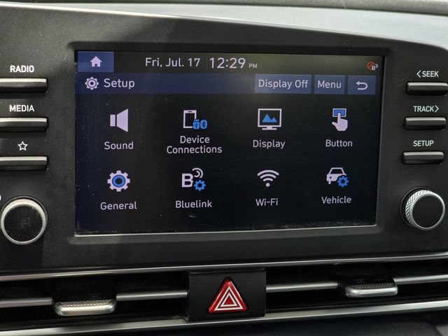 Used 2023 Hyundai Elantra SEL w/ Preferred Accessory Package FWD image 19