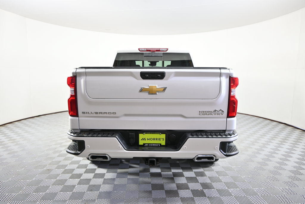 Used 2024 Chevrolet Silverado 1500 High Country w/ Technology Package AWD/4WD image 5