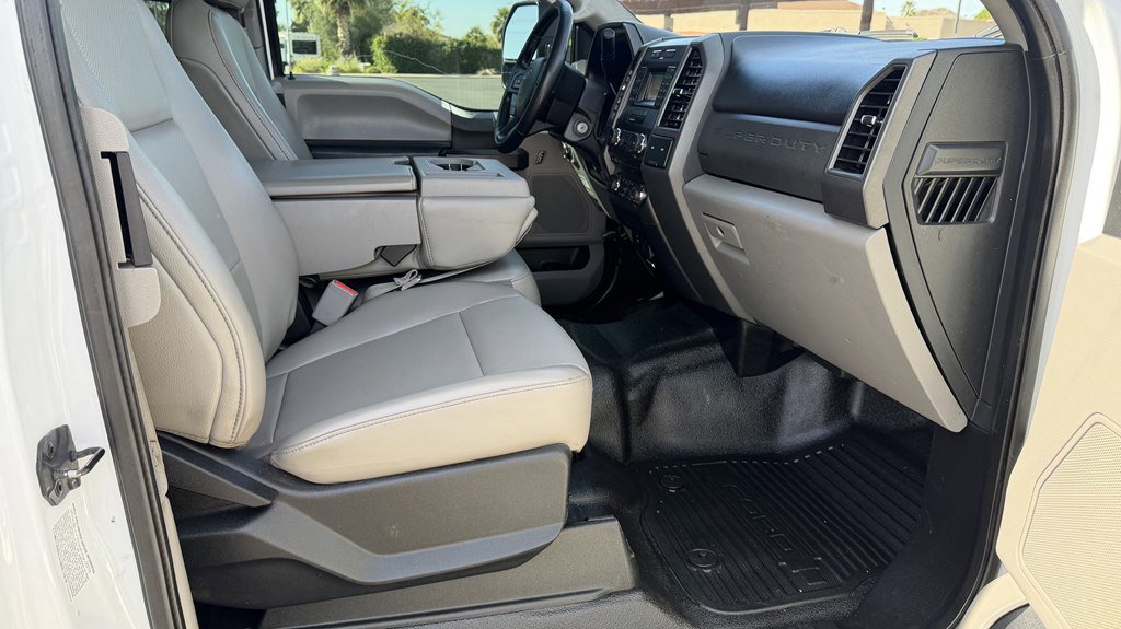 Used 2017 Ford F550 2WD SuperCab Super Duty image 8