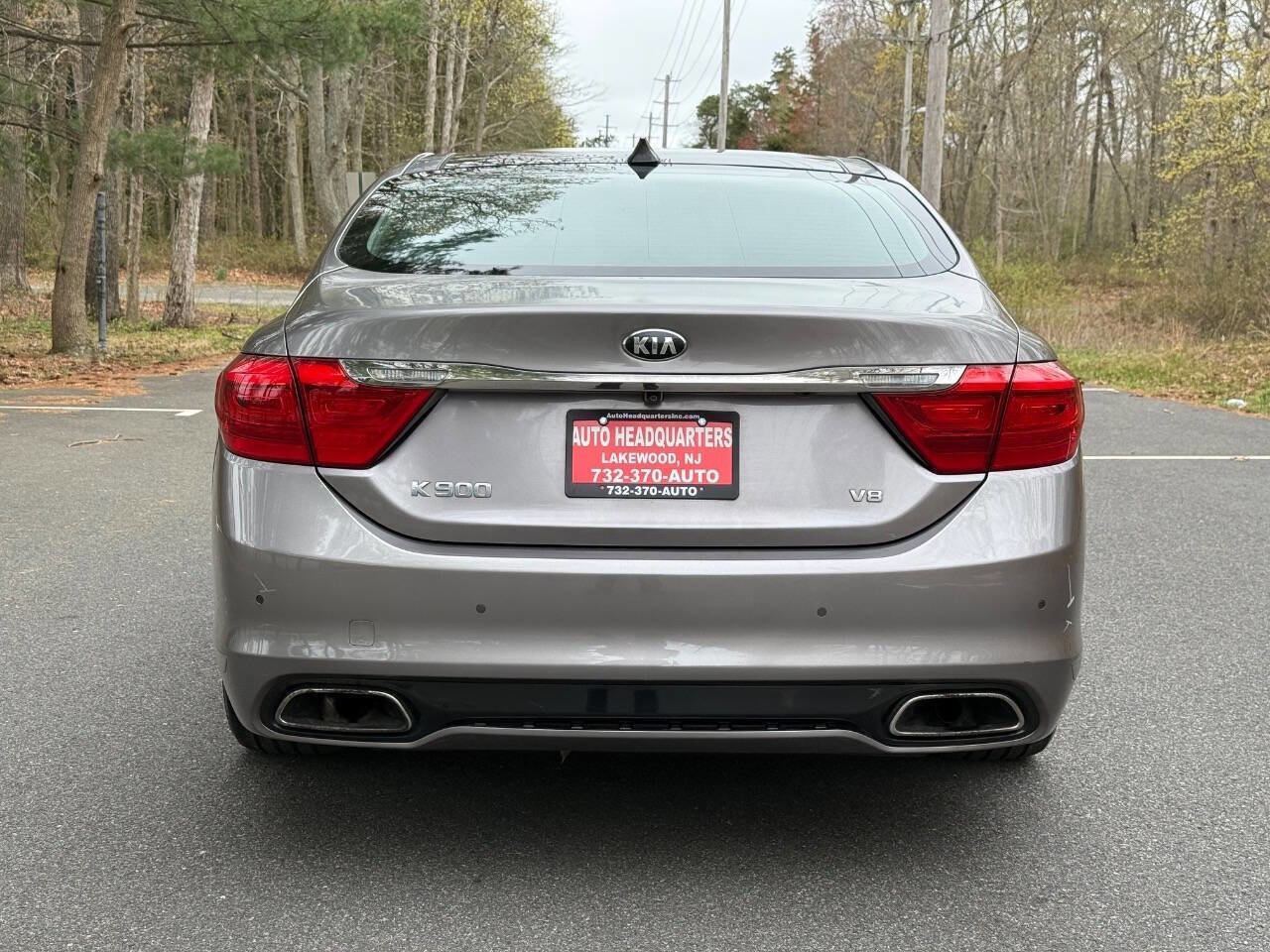 Used 2015 Kia K900 Premium w/ Interior Highline Package image 7