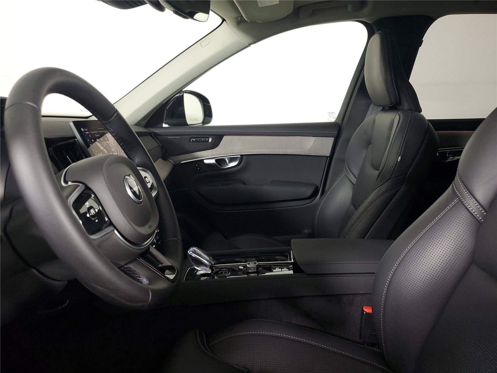 Certified 2026 Volvo XC90 B6 Ultra AWD/4WD image 19