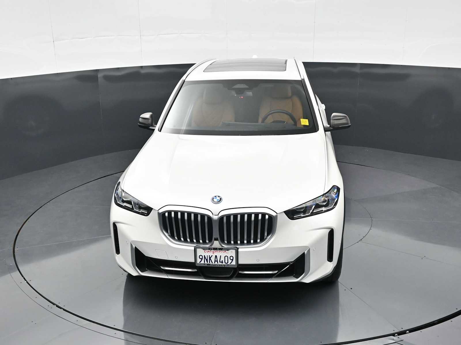 Used 2025 BMW X5 xDrive50e w/ Executive Package AWD/4WD image 18