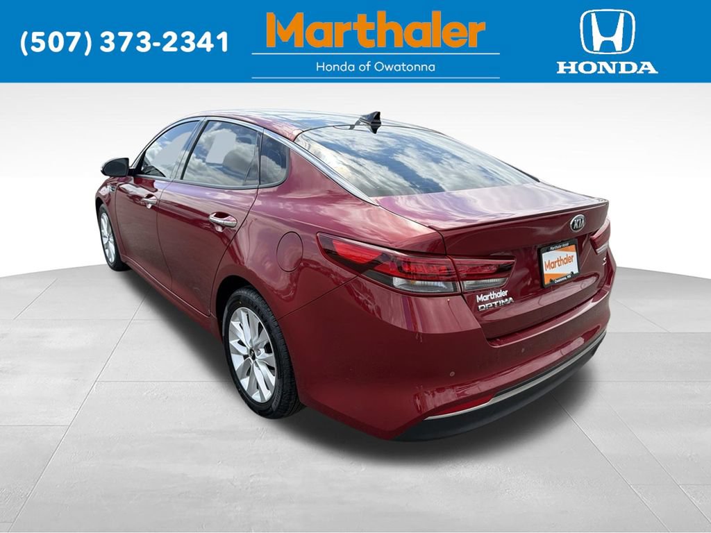 Used 2018 Kia Optima S w/ Panoramic Sunroof Package FWD image 3