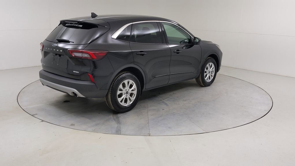 Certified 2023 Ford Escape Active image 13