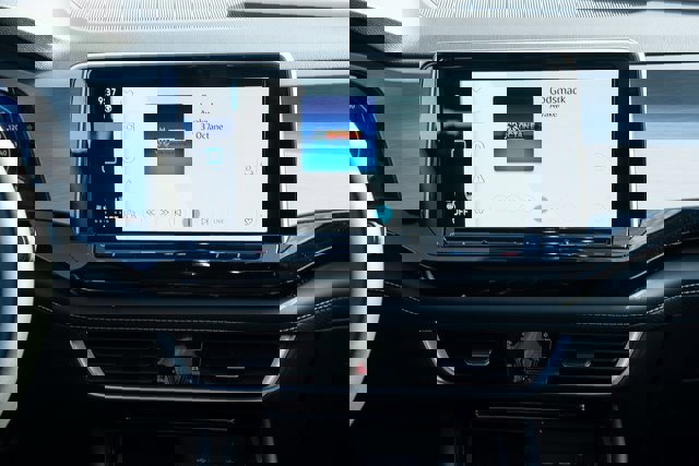 New 2026 Volkswagen Atlas Cross Sport SE image 32