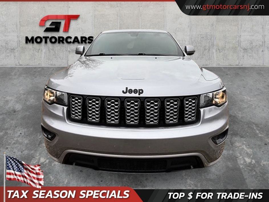 Used 2018 Jeep Grand Cherokee Altitude RWD image 8