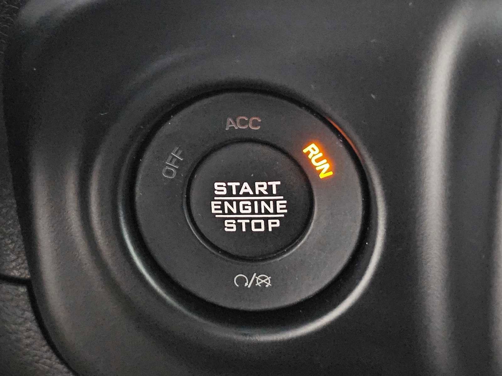 Used 2022 Jeep Wrangler Unlimited Rubicon w/ Trailer Tow Package image 30