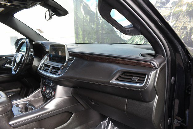 Used 2021 Chevrolet Tahoe LT w/ LT Signature Package image 25