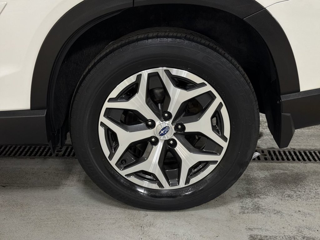 Certified 2021 Subaru Forester Premium AWD/4WD image 11