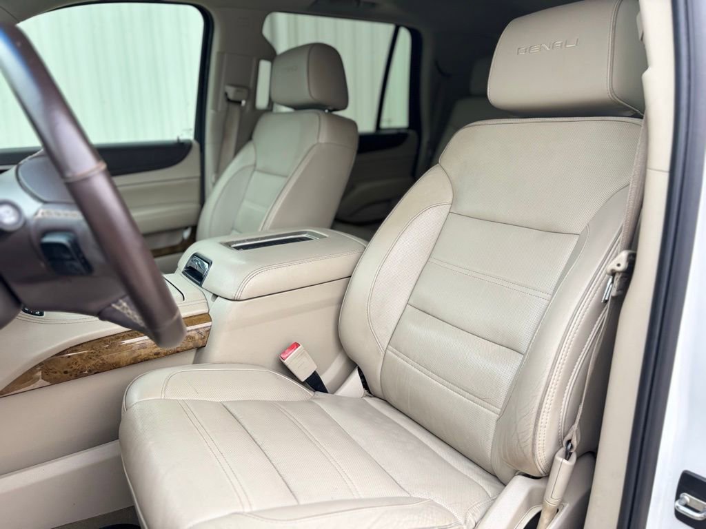 Used 2017 GMC Yukon Denali w/ Open Road Package image 11