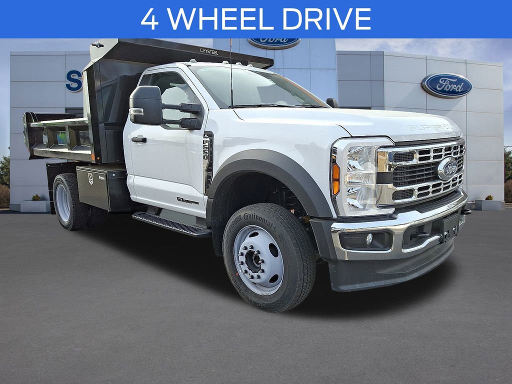 New 2024 Ford F550 4x4 Regular Cab Super Duty image 2