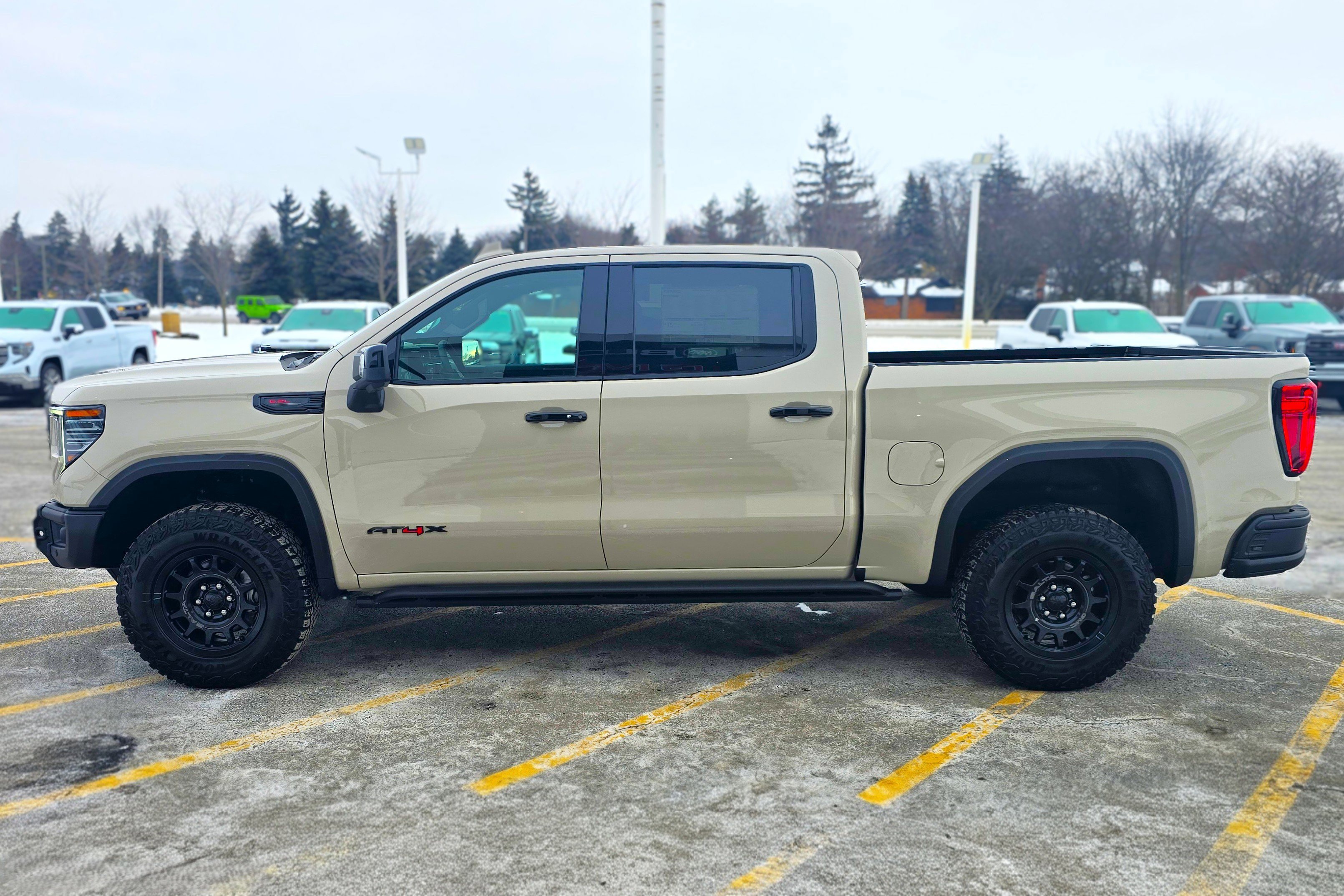 New 2026 GMC Sierra 1500 AT4X w/ AT4X AEV Edition image 5
